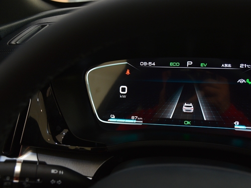 2021款 宋PLUS新能源 DM-i 110KM 旗舰PLUS