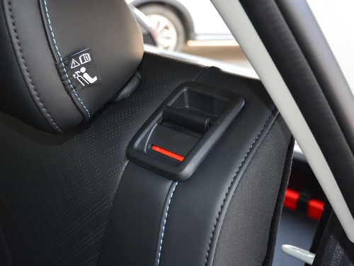 2021款 荣威Ei5 500 倾慕版