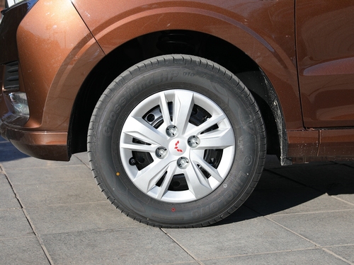 2021款 五菱宏光 1.5L改款 S舒适型LAR