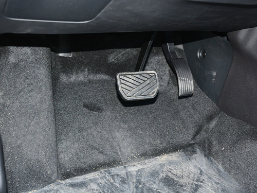 2021款 东风风光580 ☆星版 1.5TGDI 自动旗舰型