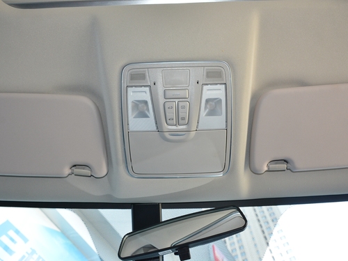 2021款 东风风光580 ☆星版 1.5TGDI 自动旗舰型