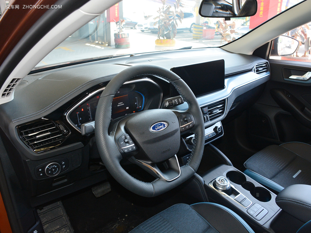 2021款 福克斯 猎装版 ecoboost 180 自动猎潮型图片_高清图