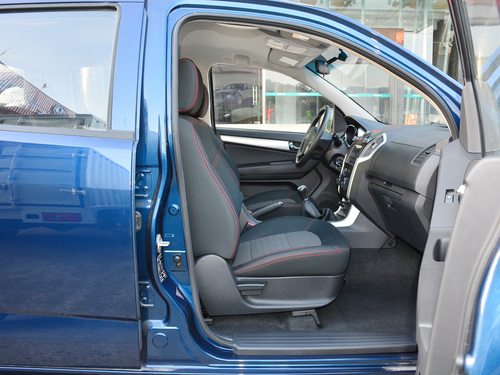 2018款 TAGA达咖 3.0T 两驱豪华版