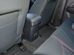 2018款 TAGA达咖 3.0T 两驱豪华版