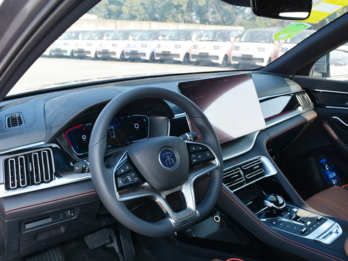 2021款 宋PLUS新能源 DM-i 100KM 四驱旗舰PLUS