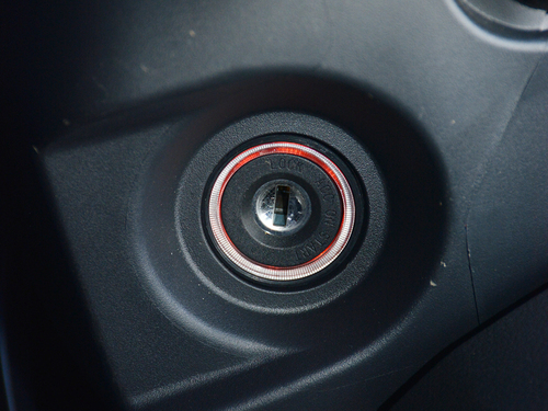 2018款 TAGA达咖 3.0T 两驱豪华版