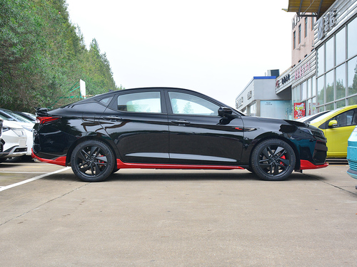 2021款 思皓曜 1.5TGDI DCT逐日RACE版