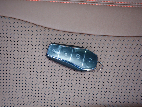 2021款 宋PLUS新能源 DM-i 100KM 四驱旗舰PLUS