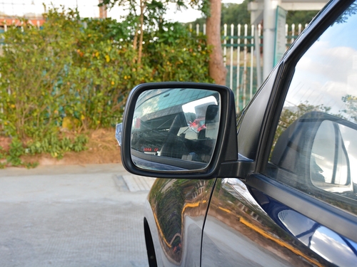 2018款 TAGA达咖 3.0T 两驱豪华版