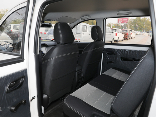 2021款 五菱宏光 1.5L改款 S基本型LAR