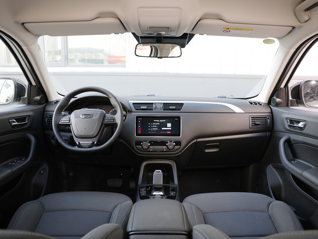 想买一辆性价比高的车看车主如何评价观致5