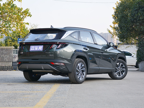 2022款  途胜L 2.0L 混动·旗舰版