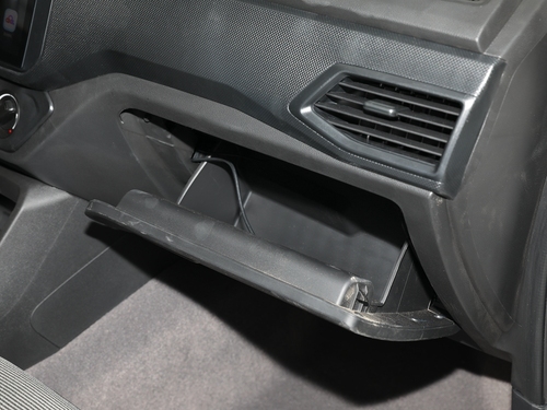 2021款 五菱宏光 1.5L改款 S基本型LAR