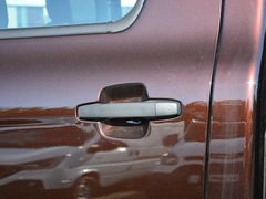 2022款 宝典 2.5T柴油两驱舒享版长轴JX4D25A6L