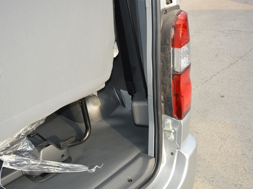 2021款 金杯海狮王 2.0L商务王系列舒享型标准顶9座1TZS