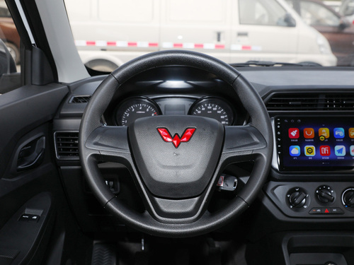 2021款 五菱宏光 1.5L改款 S基本型LAR