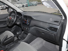 2021款 五菱宏光 1.5L改款 S基本型LAR