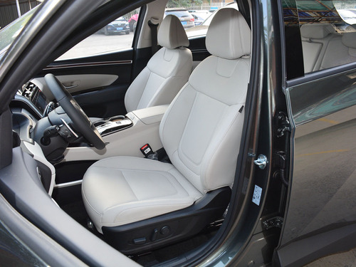 2022款  途胜L 2.0L 混动·旗舰版