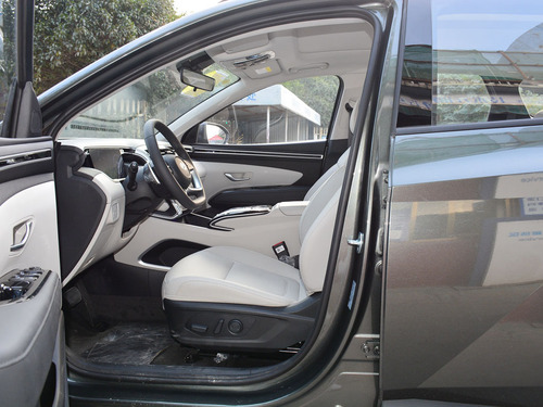 2022款  途胜L 2.0L 混动·旗舰版