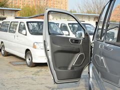 2021款 金杯海狮王 2.0L商务王系列舒享型标准顶9座1TZS