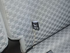 2021款 金杯海狮王 2.0L商务王系列舒享型标准顶9座1TZS