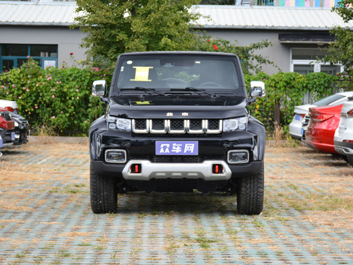 2020款 北京BJ40 2.0T 自动四驱致敬2020版至尊型