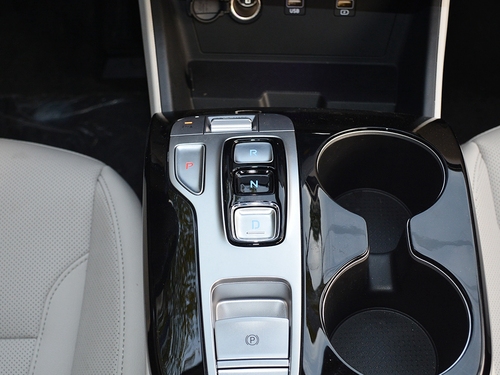 2022款  途胜L 2.0L 混动·旗舰版