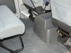 2021款 金杯海狮王 2.0L商务王系列舒享型标准顶9座1TZS