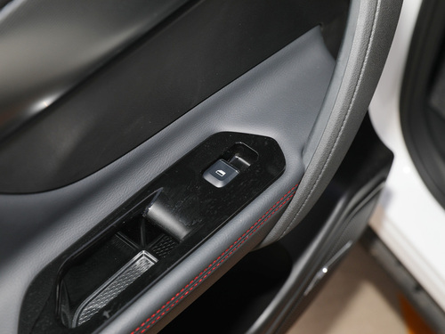 2020款 海马8S 1.6TGDI 自动豪华型