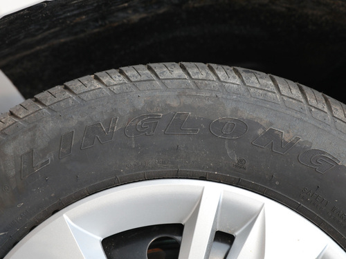 2021款 五菱宏光 1.5L改款 S基本型LAR