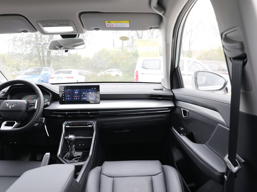 2021款 五菱星辰 1.5T 手动星光版