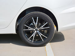 2021款 荣威Ei5 500 倾慕版