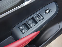 2022款 长安CS55 PLUS 蓝鲸版 1.5T DCT尊贵型