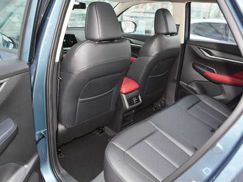 2022款 长安CS55 PLUS 蓝鲸版 1.5T DCT尊贵型