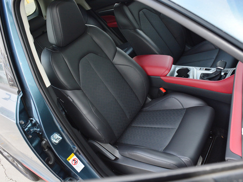 2022款 长安CS55 PLUS 蓝鲸版 1.5T DCT尊贵型