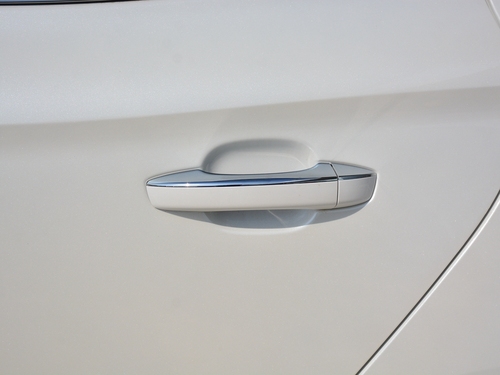 2021款 荣威Ei5 500 倾慕版