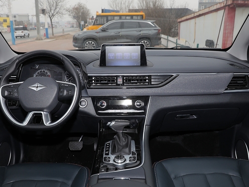 2021款 北汽瑞翔X5 1.5T 手动精英型 5座