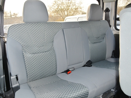 2021款 金杯海狮王 2.0L商务王系列舒享型标准顶9座1TZS