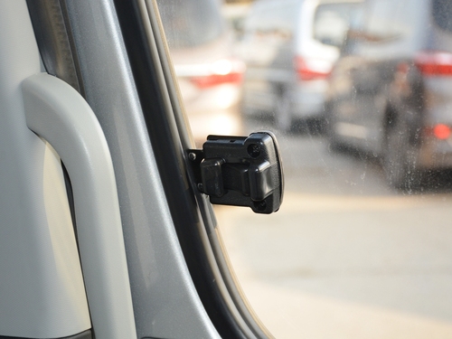 2021款 金杯海狮王 2.0L商务王系列舒享型标准顶9座1TZS