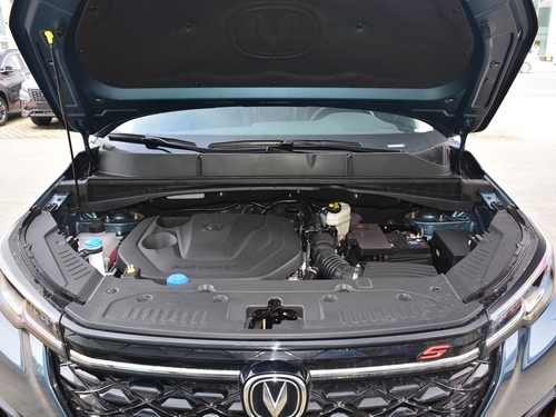 2022款 长安CS55 PLUS 蓝鲸版 1.5T DCT尊贵型