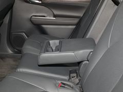 2022款 汉兰达 双擎 2.5L 四驱至尊版 7座