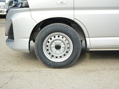 2021款 金杯海狮王 2.0L商务王系列舒享型标准顶9座1TZS