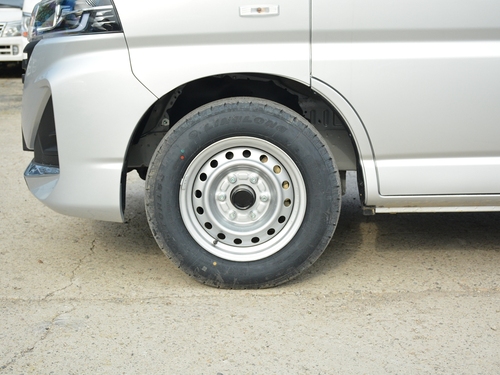 2021款 金杯海狮王 2.0L商务王系列舒享型标准顶9座1TZS