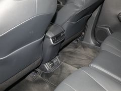 2022款 汉兰达 双擎 2.5L 四驱至尊版 7座