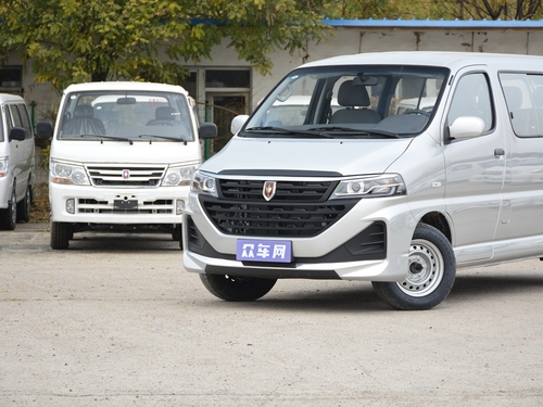 2021款 金杯海狮王 2.0L商务王系列舒享型标准顶9座1TZS