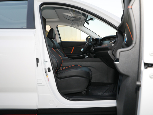 2022款 长安欧尚X7 PLUS 1.5T 蓝鲸自动尊享型