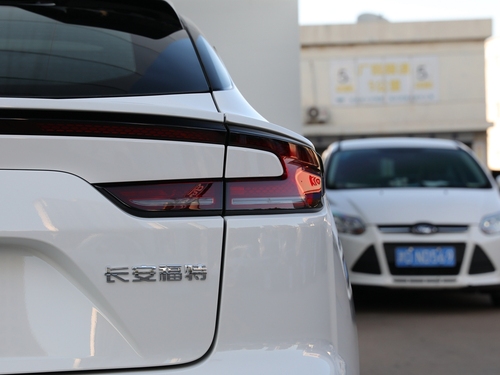 2022款 EVOS  EcoBoost 245 运动版