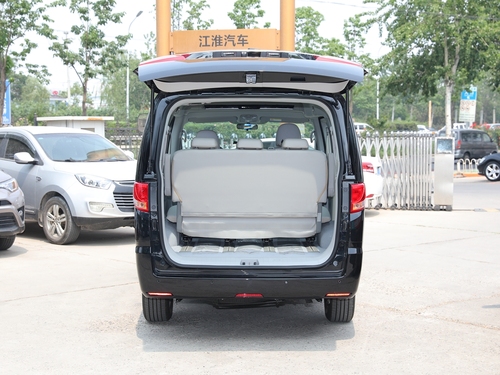 2021款 瑞风M4 2.0L 手动商务版