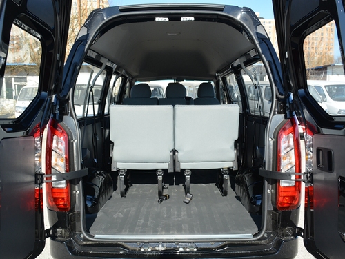 2021款 金杯海狮王 2.0L城运王系列畅运型高顶6座1TZS