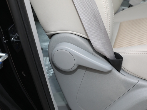 2021款 瑞风M4 2.0L 手动商务版